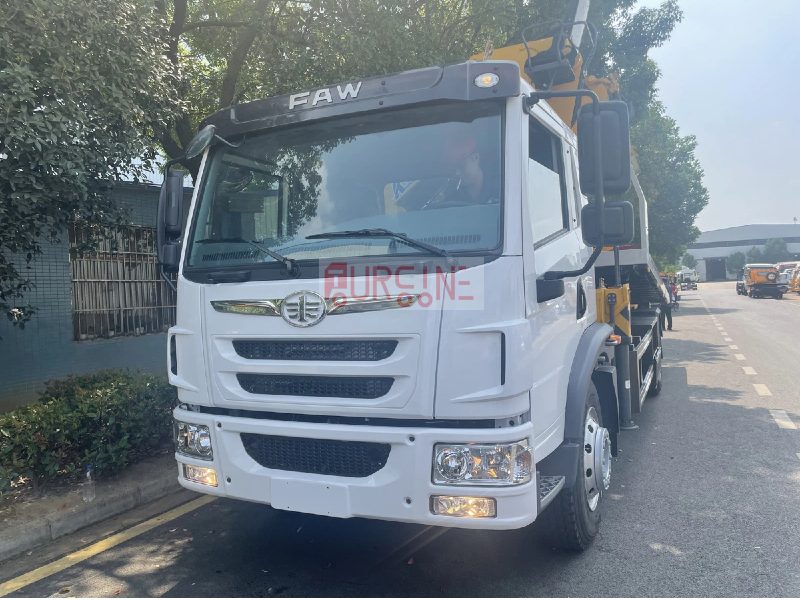 4X2 FAW Road Rescue Wrecker Tow Truck for sale