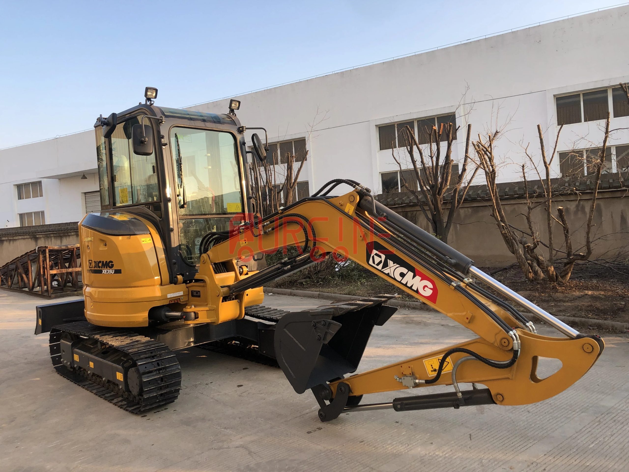 0.12m³ 4.2t XE35U Mini Hydraulic Excavator